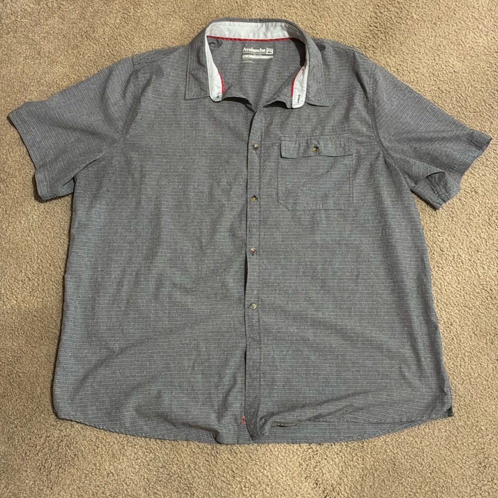 Avalanche outdoor button down casual shirt XXL